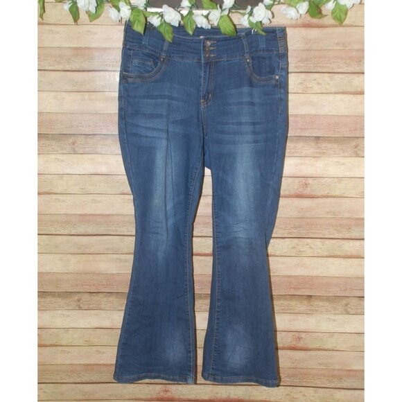 True Luck Stretch Jeans Size 16 Flare Leg Dark Wash Denim Casual Comfort - Picture 1 of 9